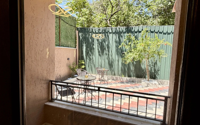 Balcony · Tbilisi — photo 49