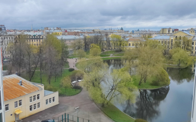 Квартира у Юсуповского сада