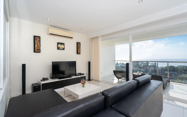 Апартаменты Ocean view condo in Sunset Plaza