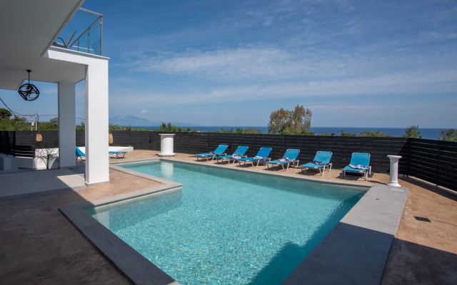 Апарт-отель Gigi Star Luxury ApartVilla with Pool, Sea View