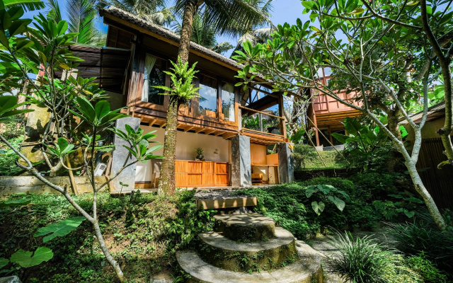 Отель Ubud Jungle Stay - Mahari by WAHM