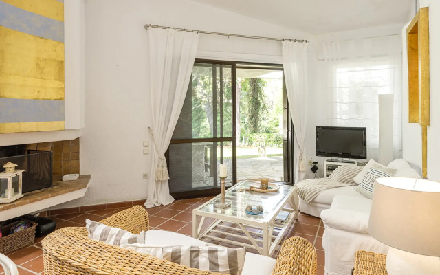 Вилла Coelo Shared Pool Sani