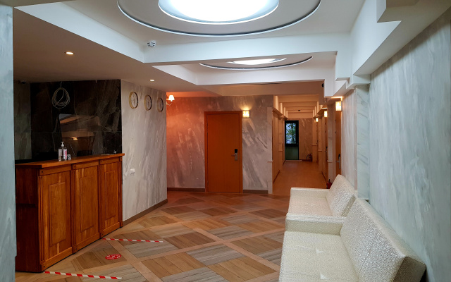 Отель Happy Inn