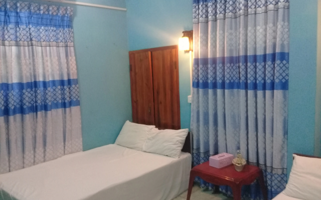 Мини-Отель DockYard Inn-Trincomalee