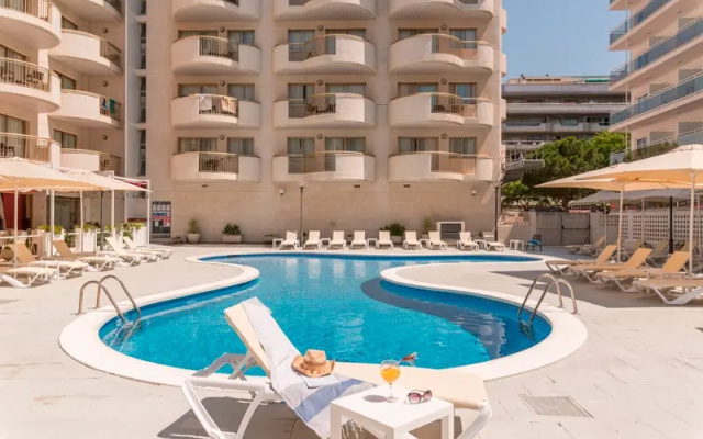 Отель Salou Beach