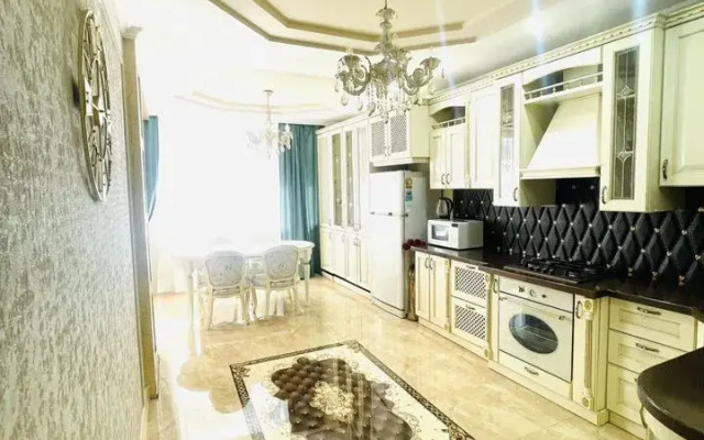 Квартира на Орджоникидзе 84к2
