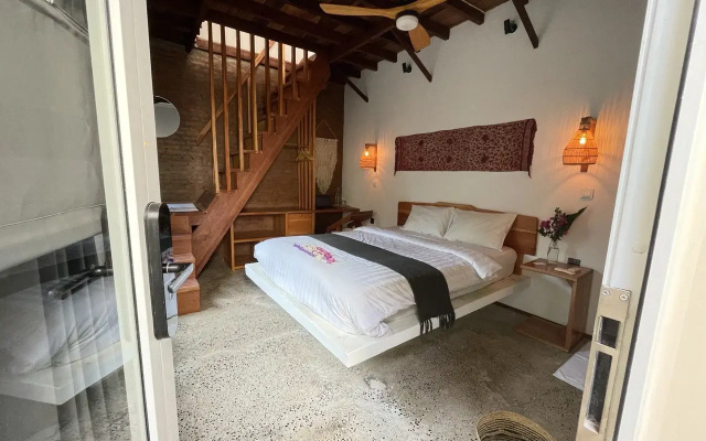 Бунгало Tipsea Turtle Gili Air