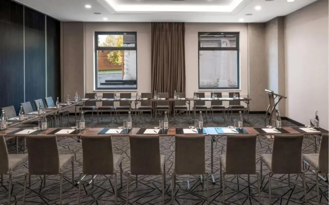 Отель Sheraton (Шератон) Нижний Новгород Кремль