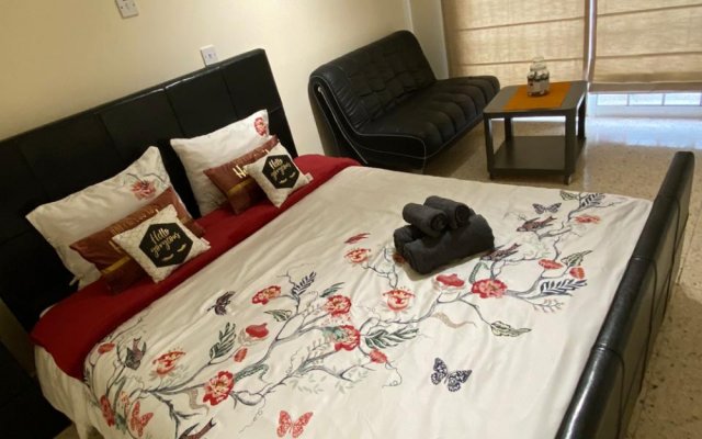 Апарт-Отель Larnaca Comfort Rooms 1