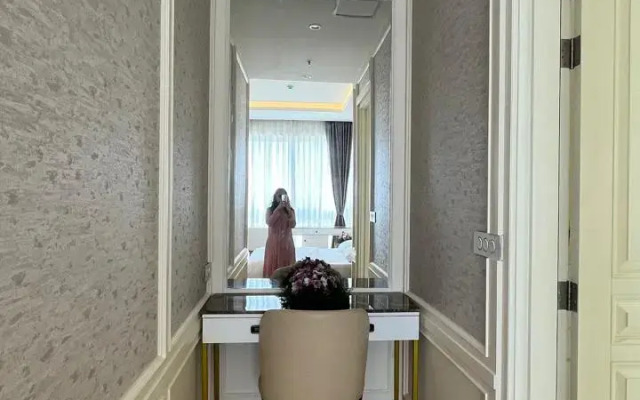 Апартаменты Leela Residences