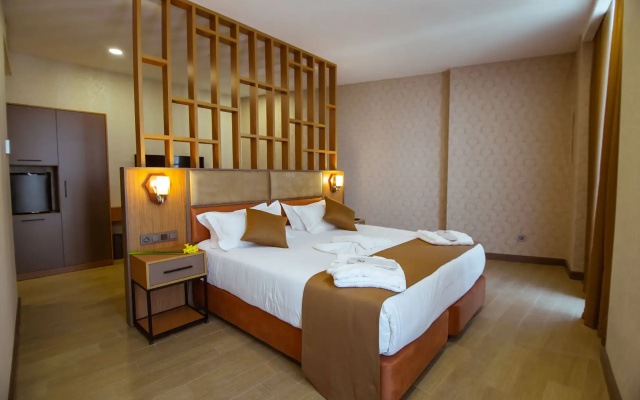 Guest rooms · Batumi — photo 8