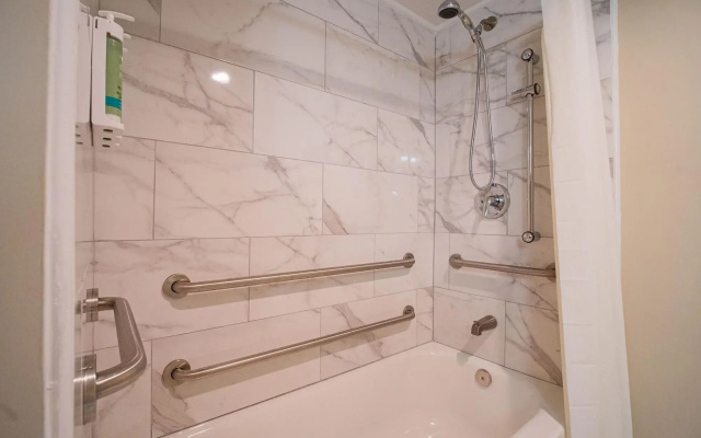 Отель Equus Inn Ocala