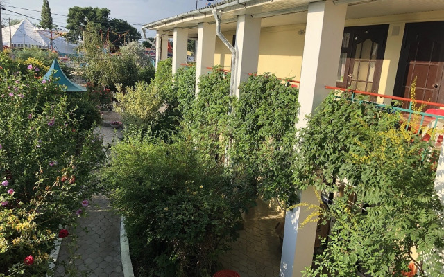 Guest house Azoff