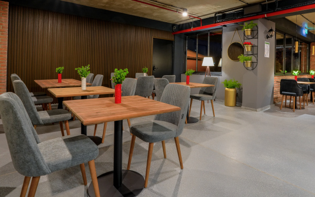 Hotel Tiflida · Tbilisi — photo 37