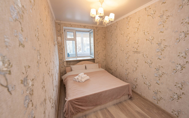 Квартира 3 комнатная квартира улица Республики,92