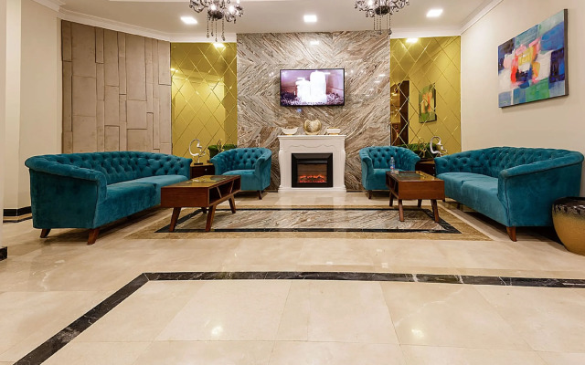 Отель Phoenicia Tower Hotel&Spa