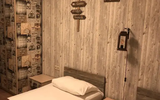 Отель Мажор