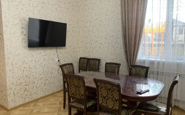 Частный Дом Двухэтажный с Бассейном