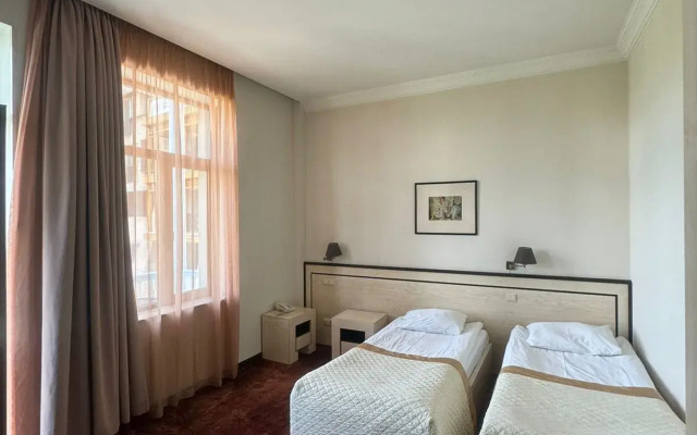 Guest rooms · Tbilisi — photo 17