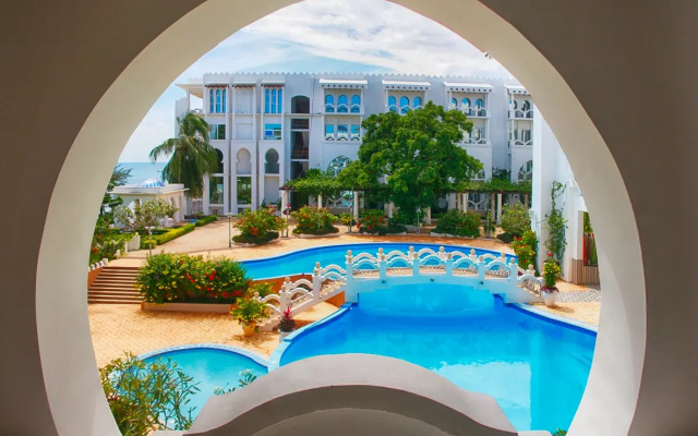 Курортный отель Madinat Al Bahr Business Spa