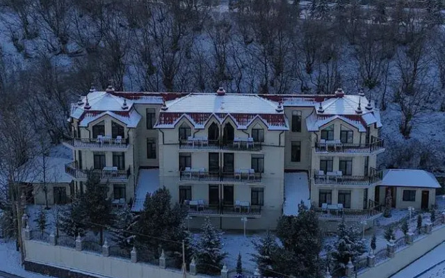 Отель  Hilltop  Qusar