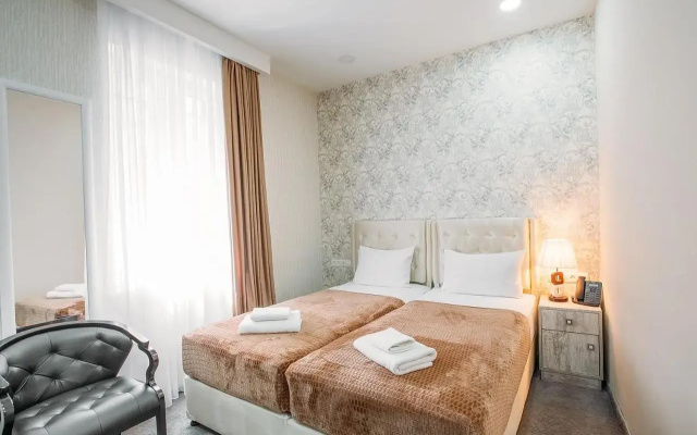Guest rooms · Tbilisi — photo 31