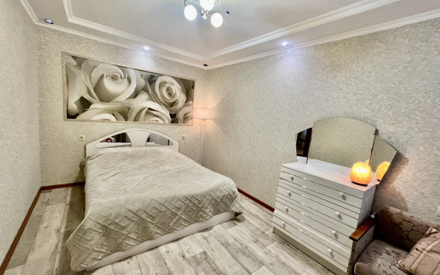 Квартира на Саперном Переулке 8