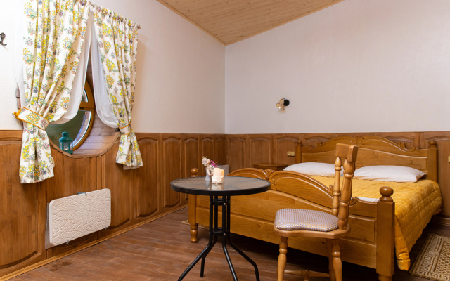 Hobbitland Eco Hotel