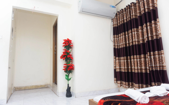 Отель White House International Residential