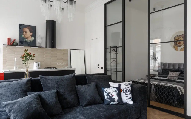 Апартаменты D apartments белая студия с гостиной зоной у Летнего сада и Михайловского замка