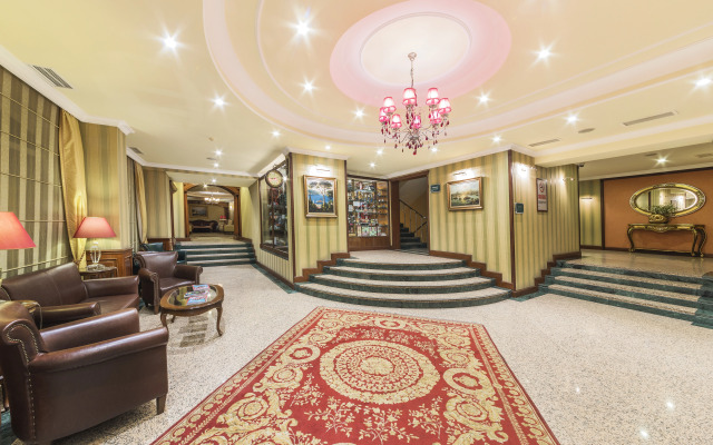 Grand Yavuz Hotel 