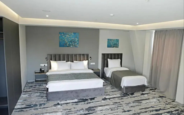 Guest rooms · Tbilisi — photo 20