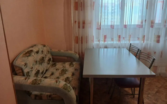 Квартира в 15ом Микрорайоне 11