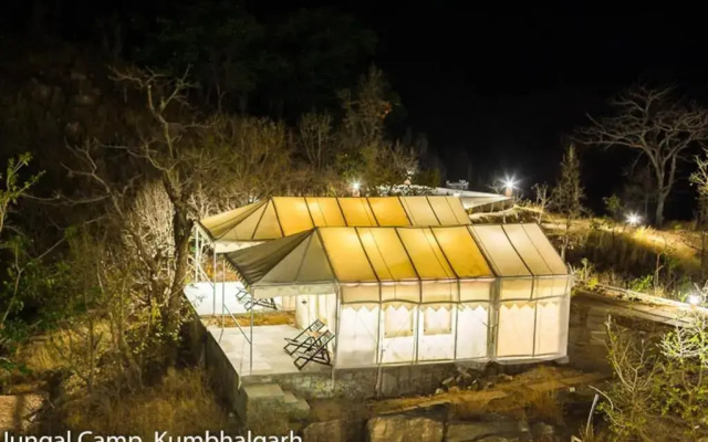 Отель Jungle Camp Resort