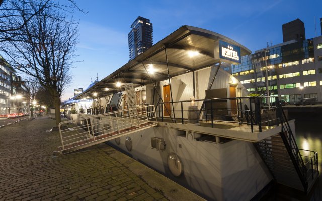 H2OTEL Rotterdam Нидерланды, Роттердам - 2 отзыва об отеле, цены и фото номеров - забронировать отель H2OTEL Rotterdam онлайн вид на фасад