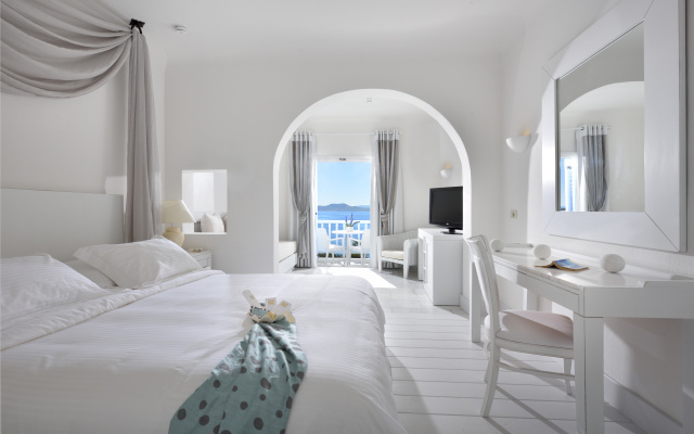 Отель Saint John Hotel Villas & Spa