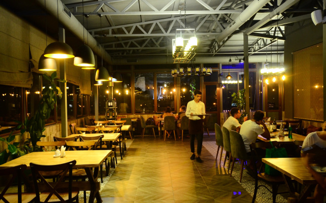 Restaurant · Batumi — photo 18