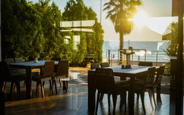 Hotel GONIO INN · Batumi — photo 12