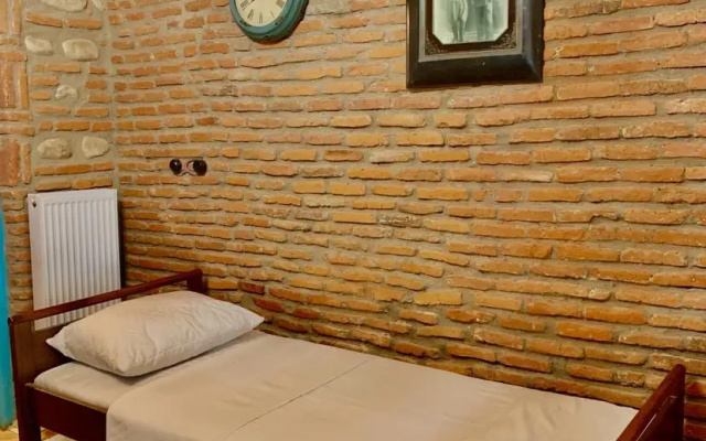Guest rooms · Telavi — photo 20