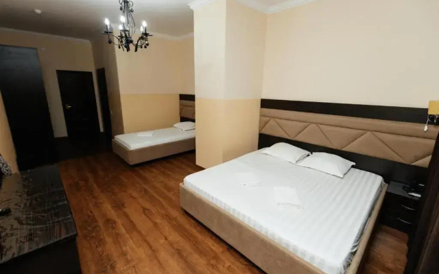 Отель Alcazar
