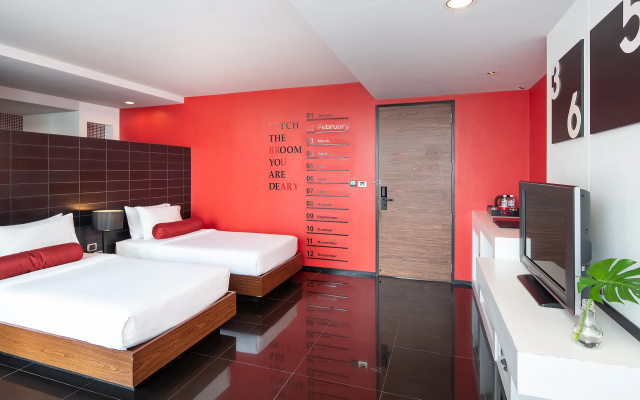Отель Tsix5 Hotel