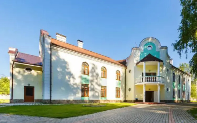 Отель Золотая Осень