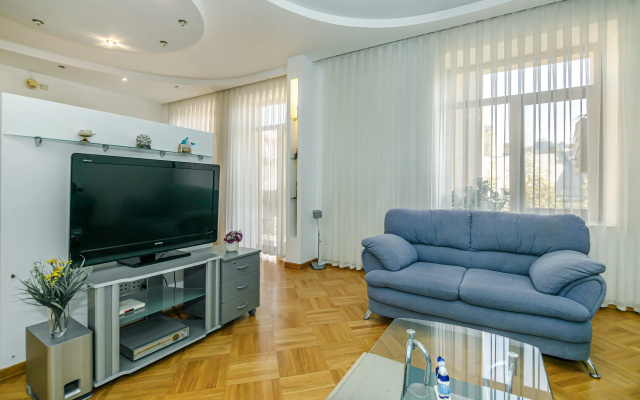 Апартаменты Stella Luxury Apartment in Nizami street