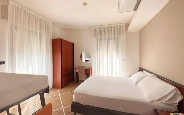 Lime Hotel