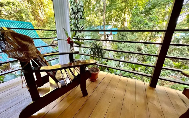Курортный Отель Ecotica Hotel and Resort