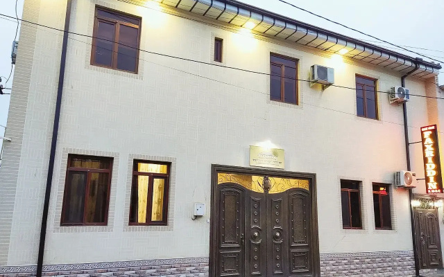 Отель Shom East