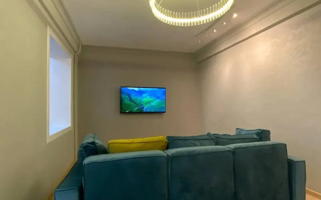 Riviera Caspian (Ривьера Каспия) на проспекте Имама Шамиля