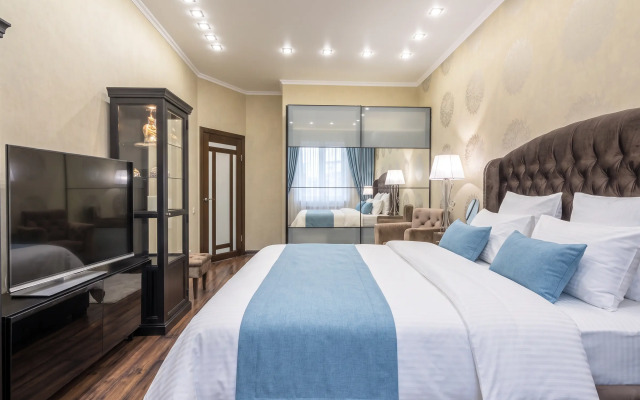 Апартаменты Admiral nearby Hilton 148