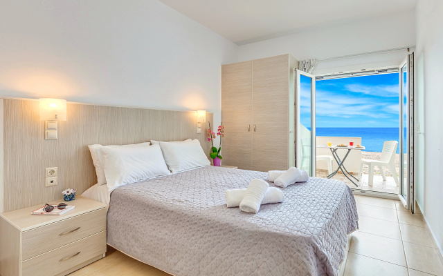 Апарт-Отель Fodele Beachfront