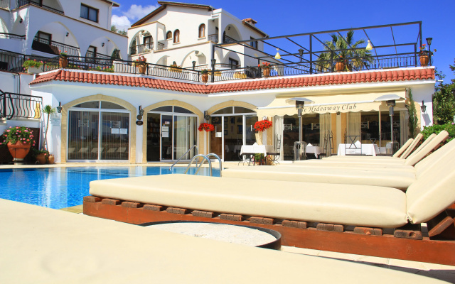 Отель The Hideaway Club